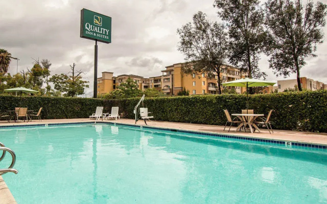 Americas Best Value Inn & Suites Escondido