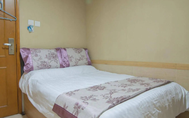 Me Easy Hostel