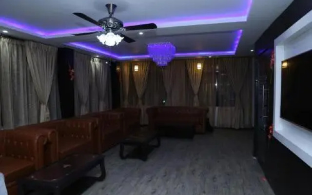 Hotel DMR Residency