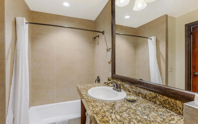 Best Western Plus Greenwell Inn
