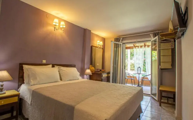 Tellis Holiday Rooms