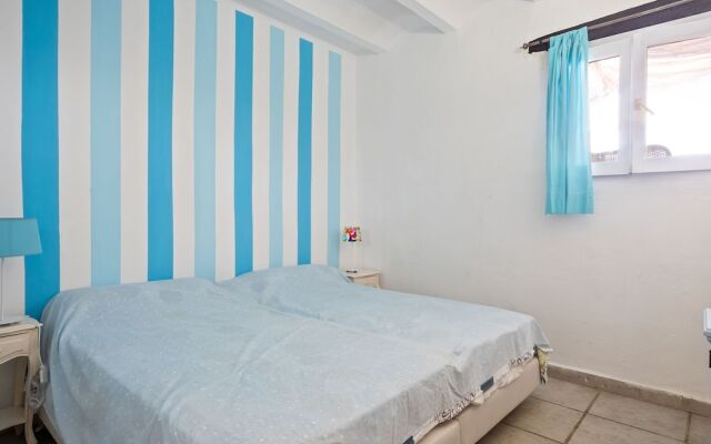 Lovely Bungalow in Oliva With Swimming Pool