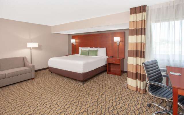 Wyndham Garden Fort Wayne