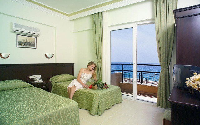 Kleopatra Life Hotel & SPA