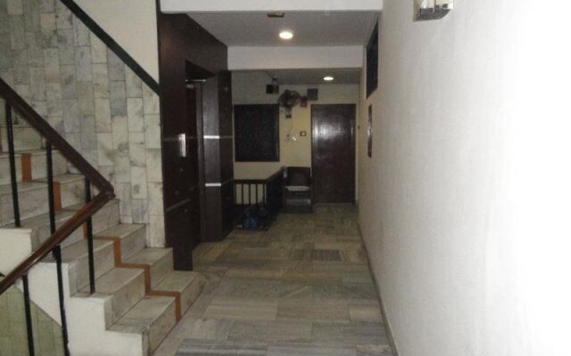 Vivek Hotel