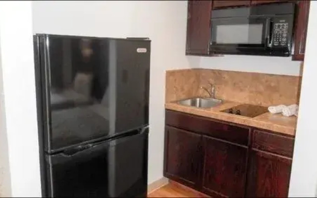 Studio 6 San Antonio, TX - Fort Sam Houston Area