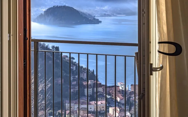 Sunny Varenna Apartment