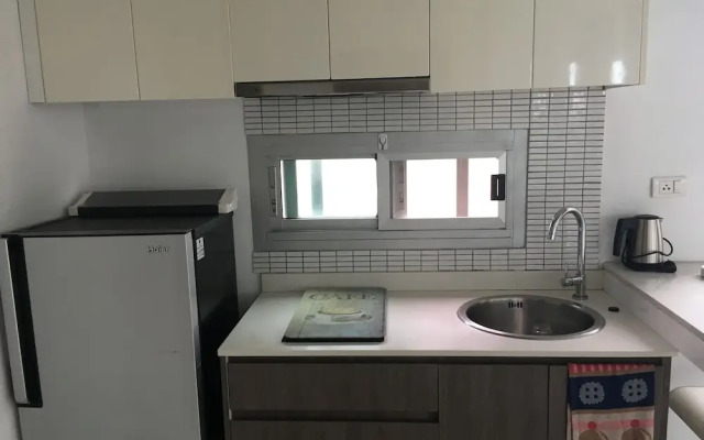 The Gallery Condo - D41 by Axiom
