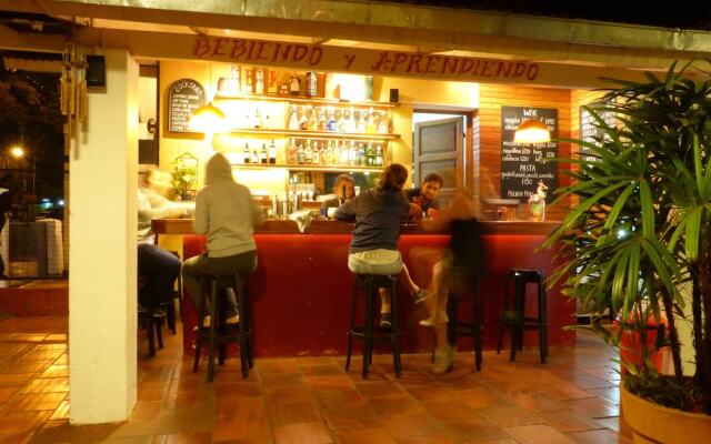Hostel & Bar Bamboo