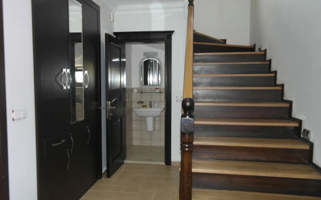 Villa with Private Pool in Icmeler