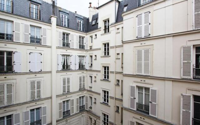 Parisian Home - Invalides