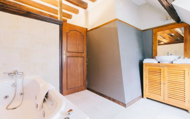 Château Les Dryades