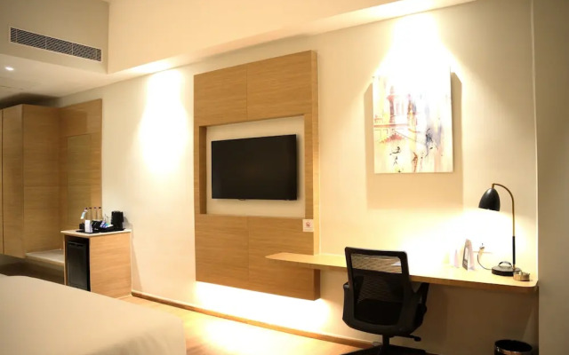 Mercure Lucknow Gomti Nagar