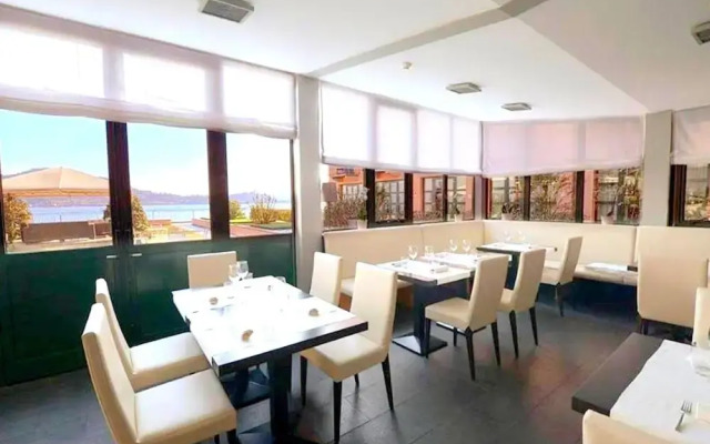 Elegant Apartment in Meina With Lake View