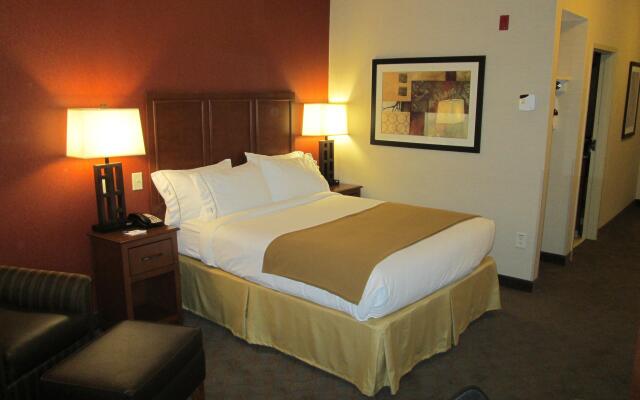 Holiday Inn Express Hotel & Suites Paducah West, an IHG Hotel