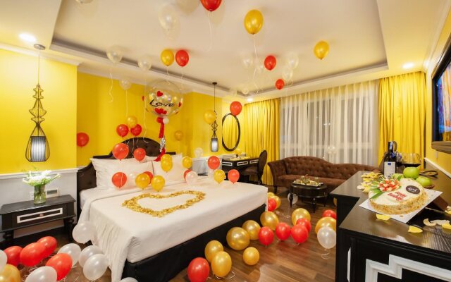 Adora Art Hotel