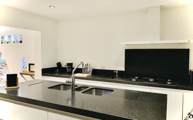 Chic Holiday Home in Nieuwpoort With Whirlpool