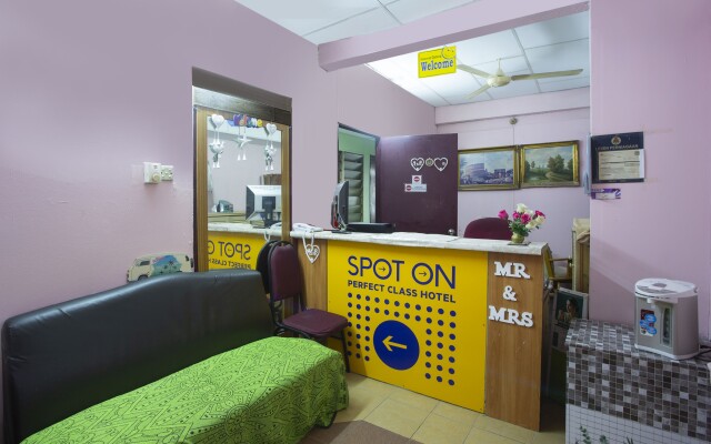 SPOT ON 89962 Perfect Class Hotel