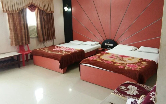 Hotel Meera