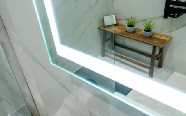 Superbe 2P Plage/ Promenade des Anglais 203