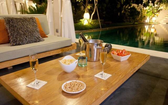 Villa Shantika by Villa Finder