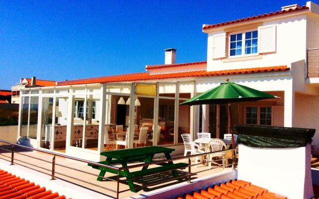 Freesurf Camp Hostel