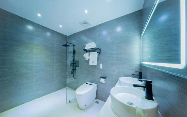 Luks Lofts Hotel & Residences