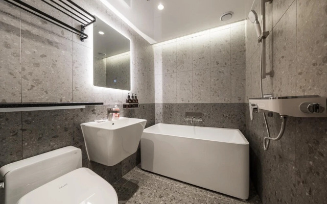 Seocho JS Hotel