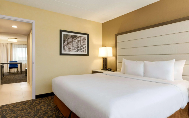 Embassy Suites by Hilton Boston Waltham
