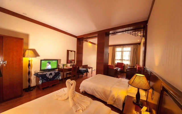 Dali Yinfeng Hotel