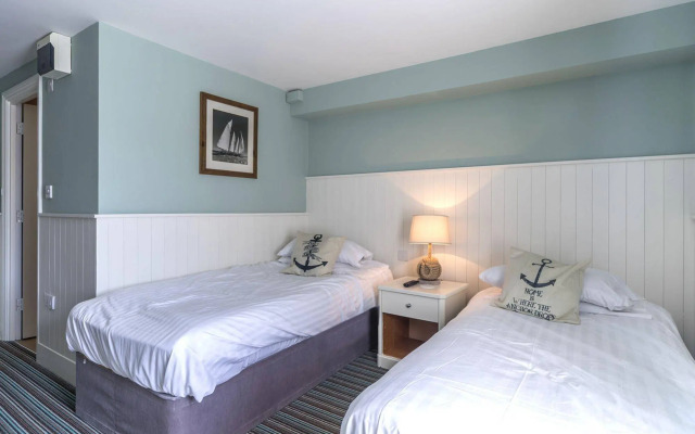The Clarendon Hotel
