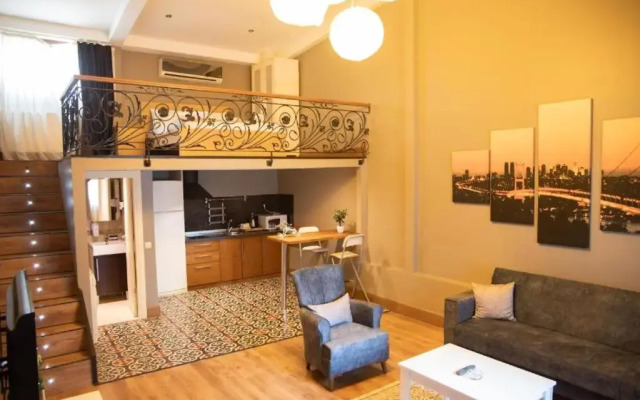 The Hera Suit Hotels