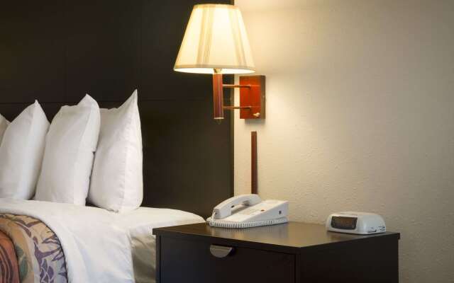 Days Inn by Wyndham Alma