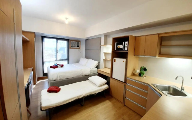 Steff's Condo 816 at Centrio Tower