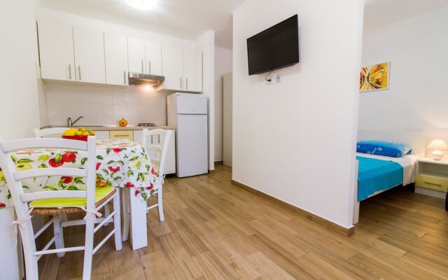 Studio apartment Zeljka