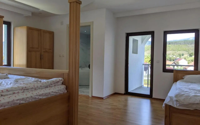 Hotel and Restaurant Abas