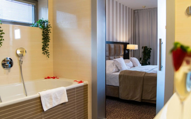 Hotel Avance