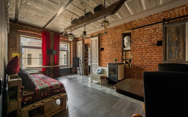 RentalSPb на переулке Соляной 4