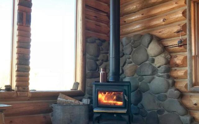 Yellowstone Cutthroat Guest Ranch