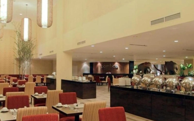 Harmoni One Convention Hotel & Service Apartments