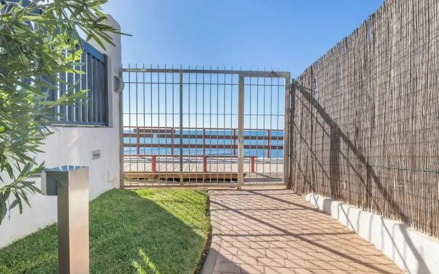 Puerta del mar 2