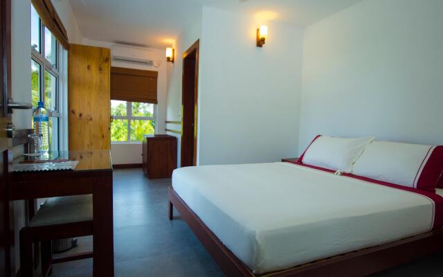 Ariston Dhangethi Inn