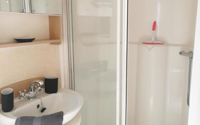 Tranquil 6 Berth Luxury Holiday Home