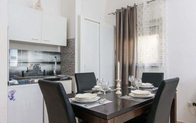 Apartments Adria