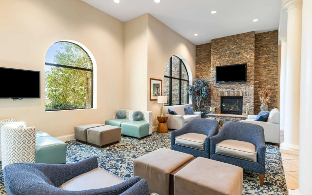 Best Western Plus Westgate Inn & Suites