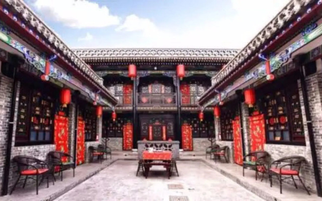 Pingyao Red Lantern Theme Hotel