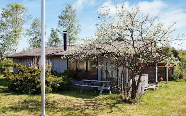 Rustic Holiday Home in Rødby Lolland With Terrace