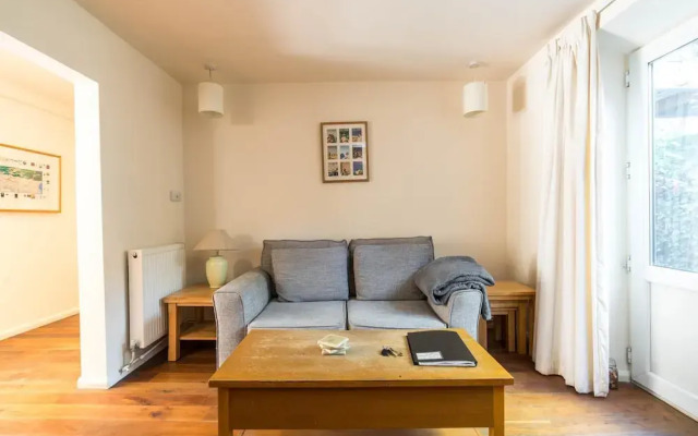 Super 1BD Flat in the Heart of Blackheath Village