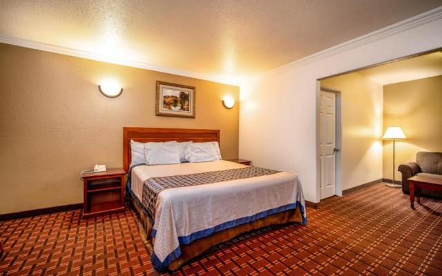 Regency Inn & Suites