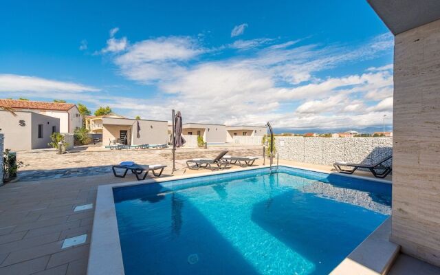 Villas Resort More
